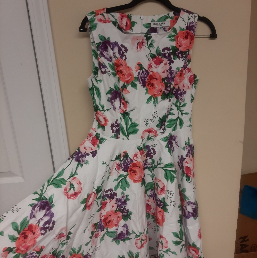 Floral Grace Karin Dress Size Small
